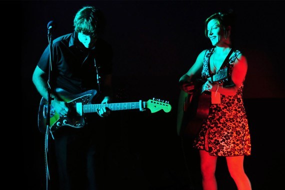 Holden n' vivo Holden n' vivo