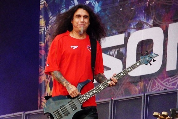 Tom Araya, frontman de Slayer durante su prsentación en el Sonisphere