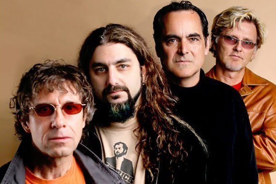 Transatlantic, el supergrupo