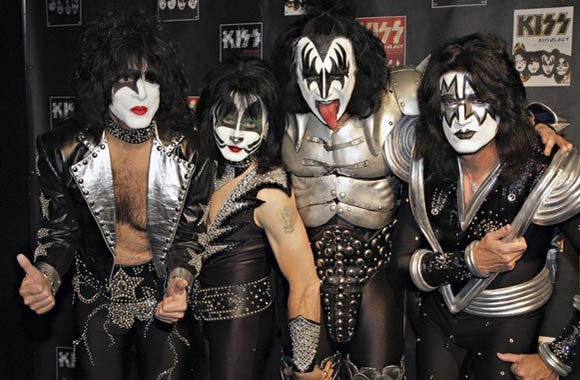 Kiss