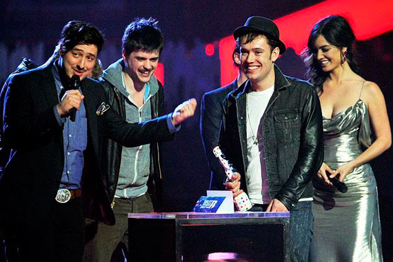 Mumford and Sons - Brit Awards 2013